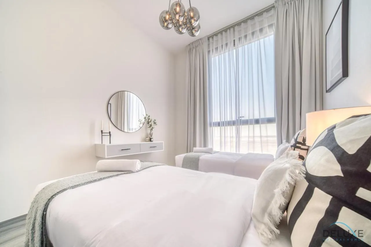 Tranquil 2Br With Assistant Room At Mesk 1 Midtown Dubai Production City By Deluxe Holiday Homes 0*,  アラブ首長国連邦